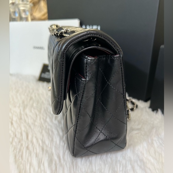 🔥CHANEL•Lambskin Quilted Classic Double Flap Bag Small - Picture 7 of 13